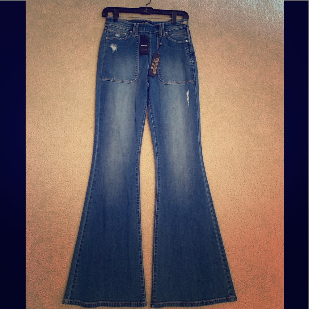 NWT Bebe denim flare jeans size 28